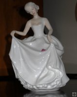 Royal Doulton - Tracy Figurinne Royal Doulton - Tracy Figurinne